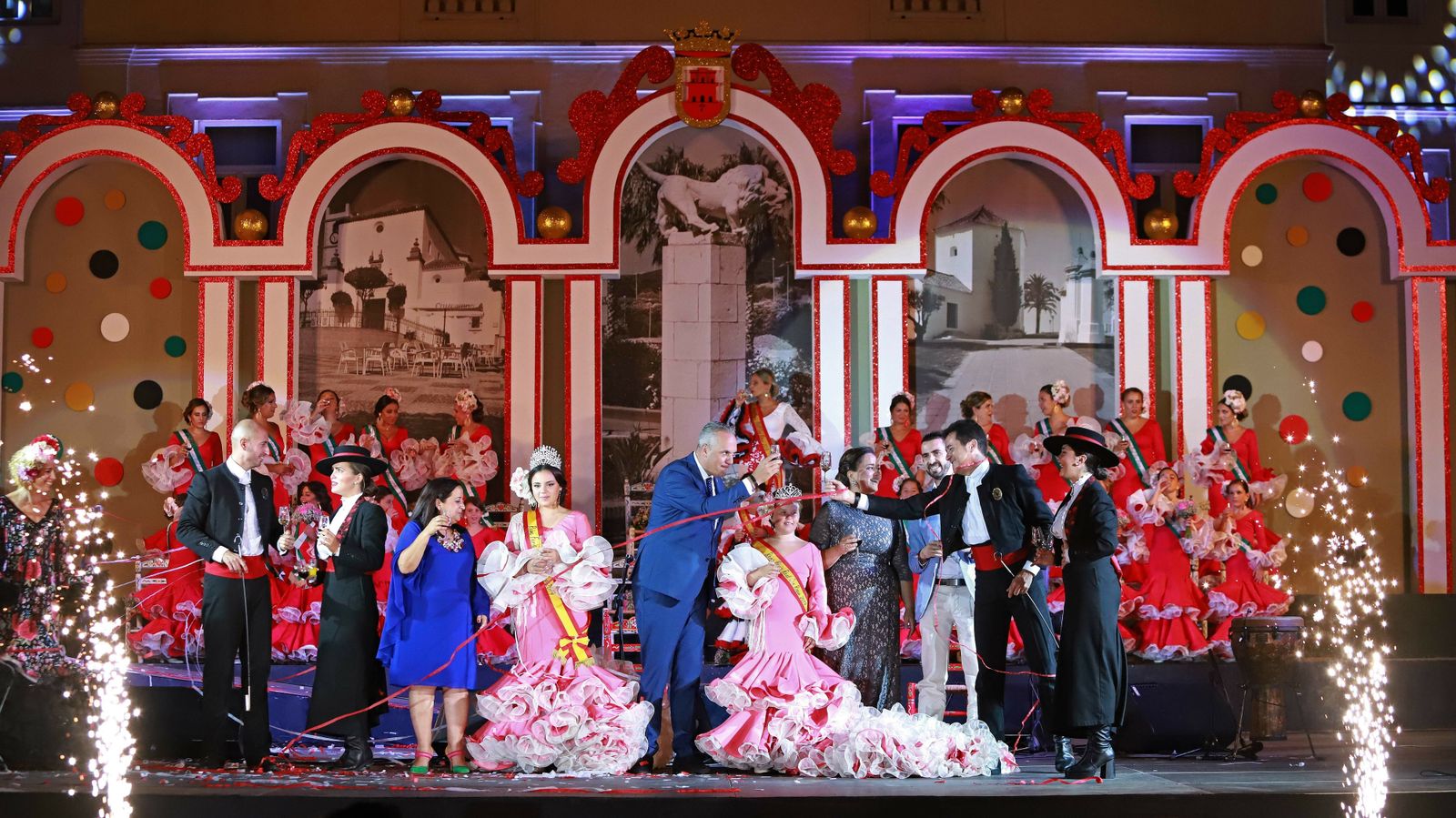 Las mejores fotos de la Coronación de las Reinas de la Feria Real de San Roque