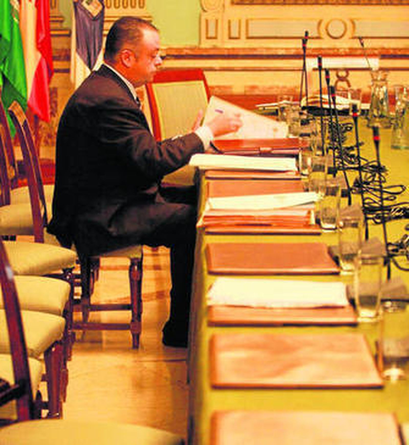 El teniente de alcalde Juan Carlos Adame, tras la celebración de un pleno del Ayuntamiento.