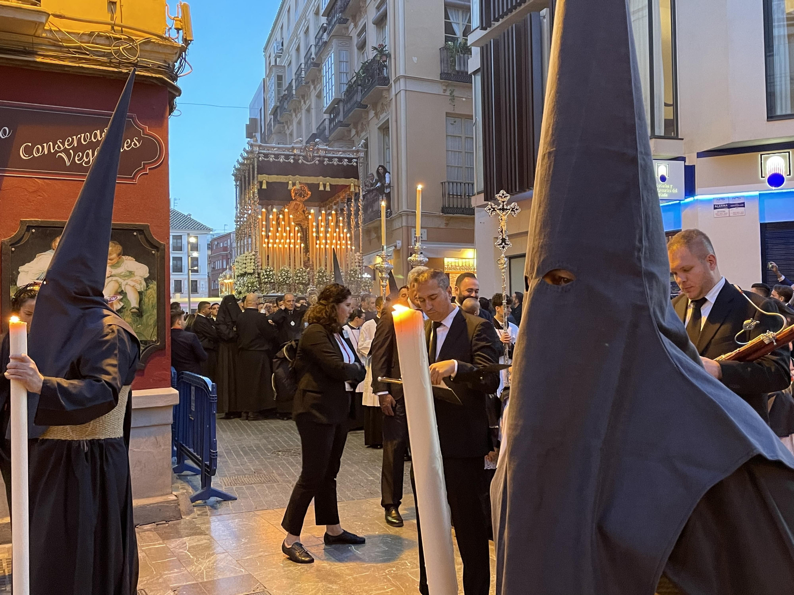 Dolores de San Juan en su procesión del Viernes Santo en Málaga