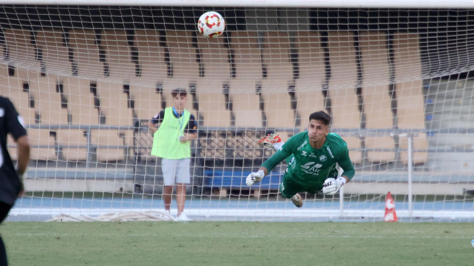Imágenes del partido entre Xerez DFC y Juventud Torremolinos en Chapín
