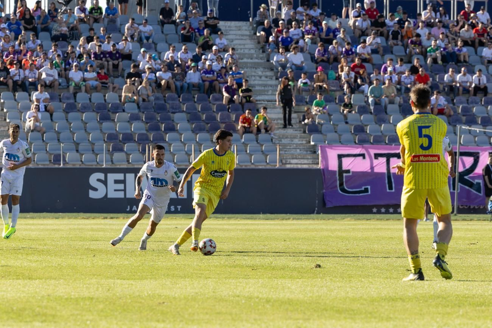 Las mejores imágenes del Real Jaén - CD Huétor Tájar Las mejores imágenes del Real Jaén - CD Huétor Tájar