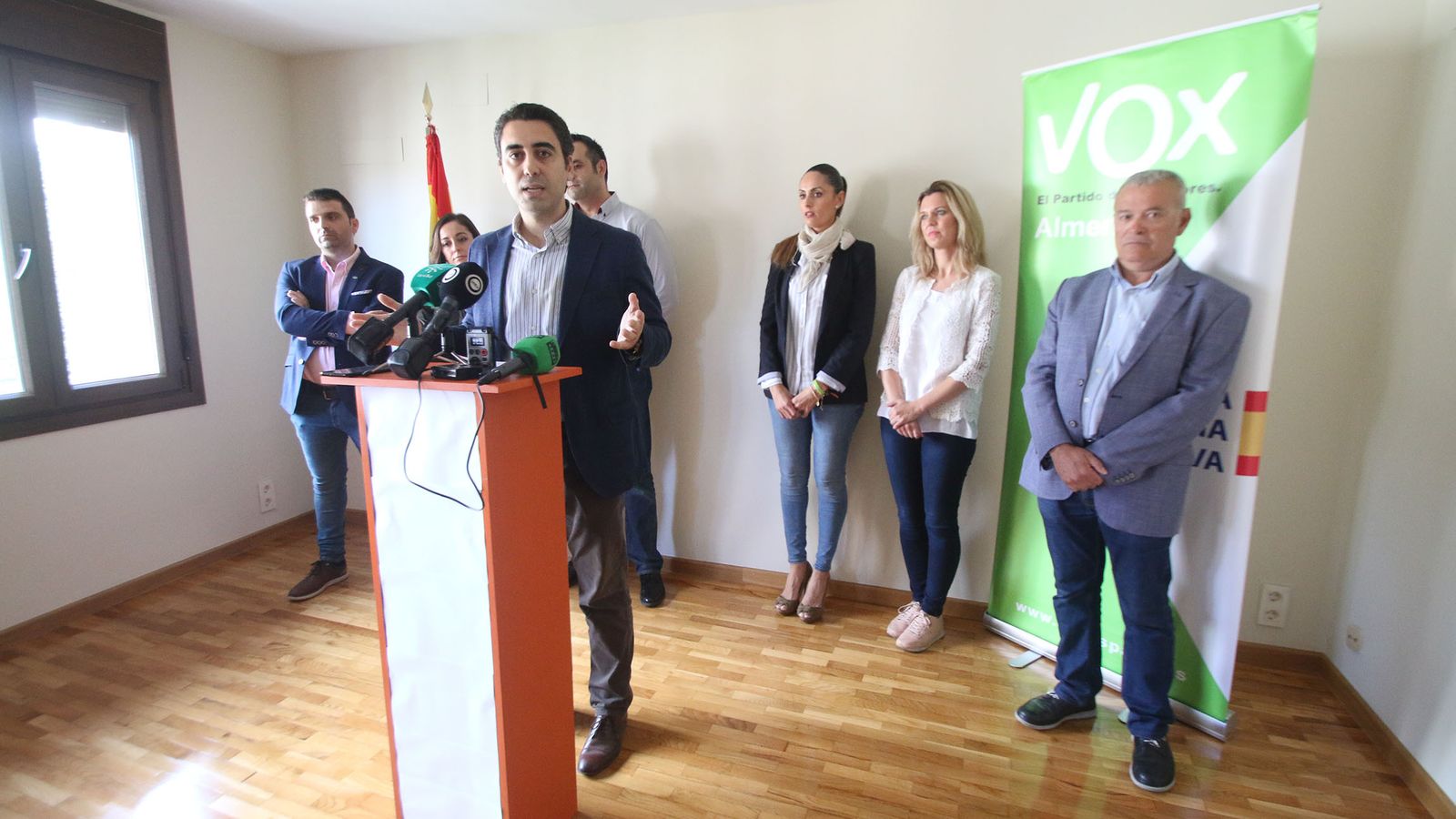El candidato durante la presentación de su proyecto político para Almería