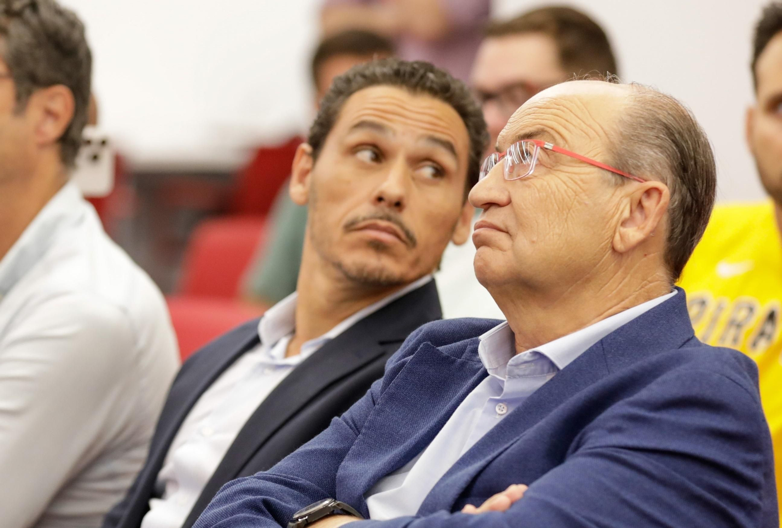 Del Nido Carrasco y José Castro