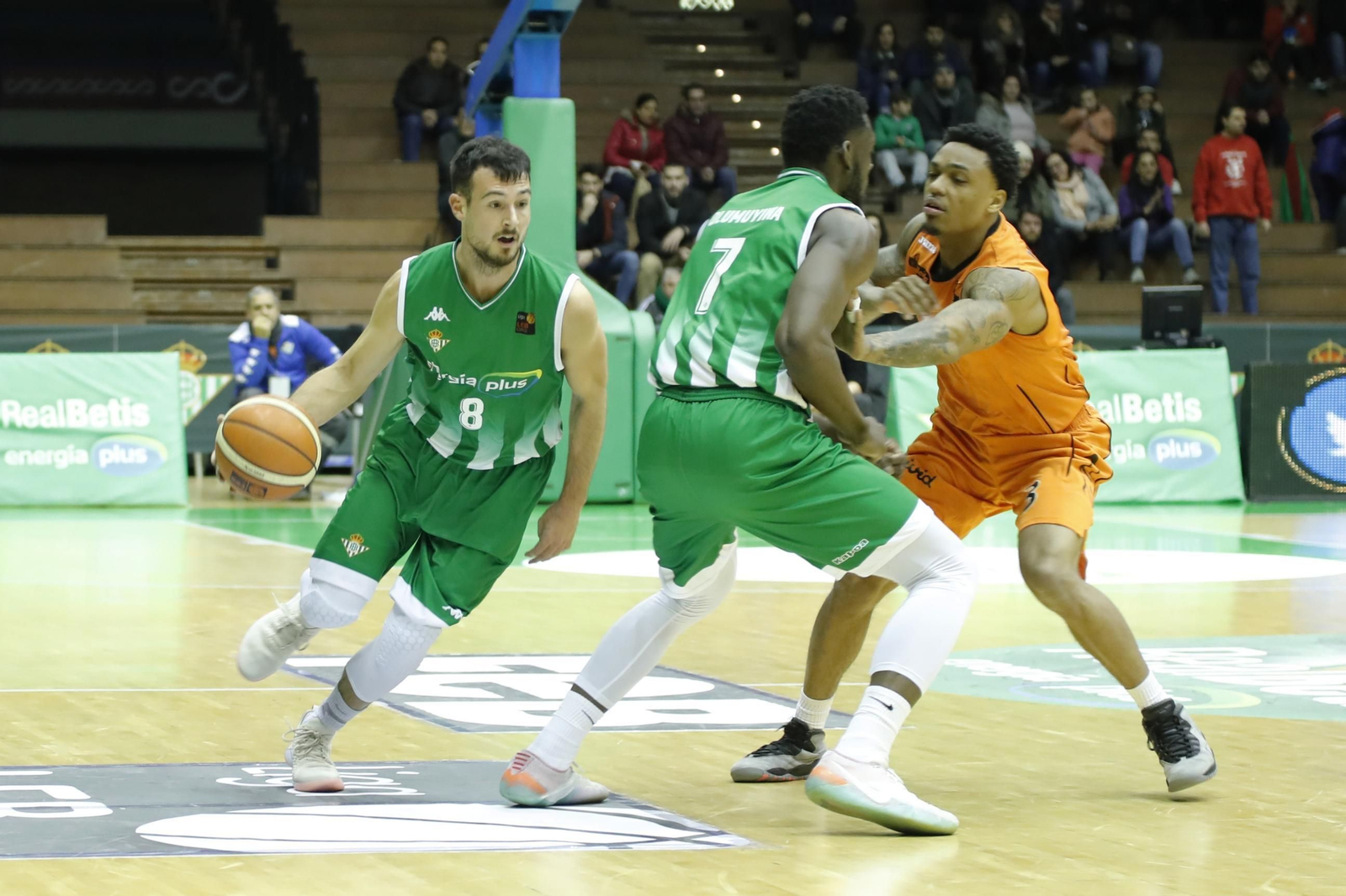 Las imágenes del Betis E-Plus-Força Lleida