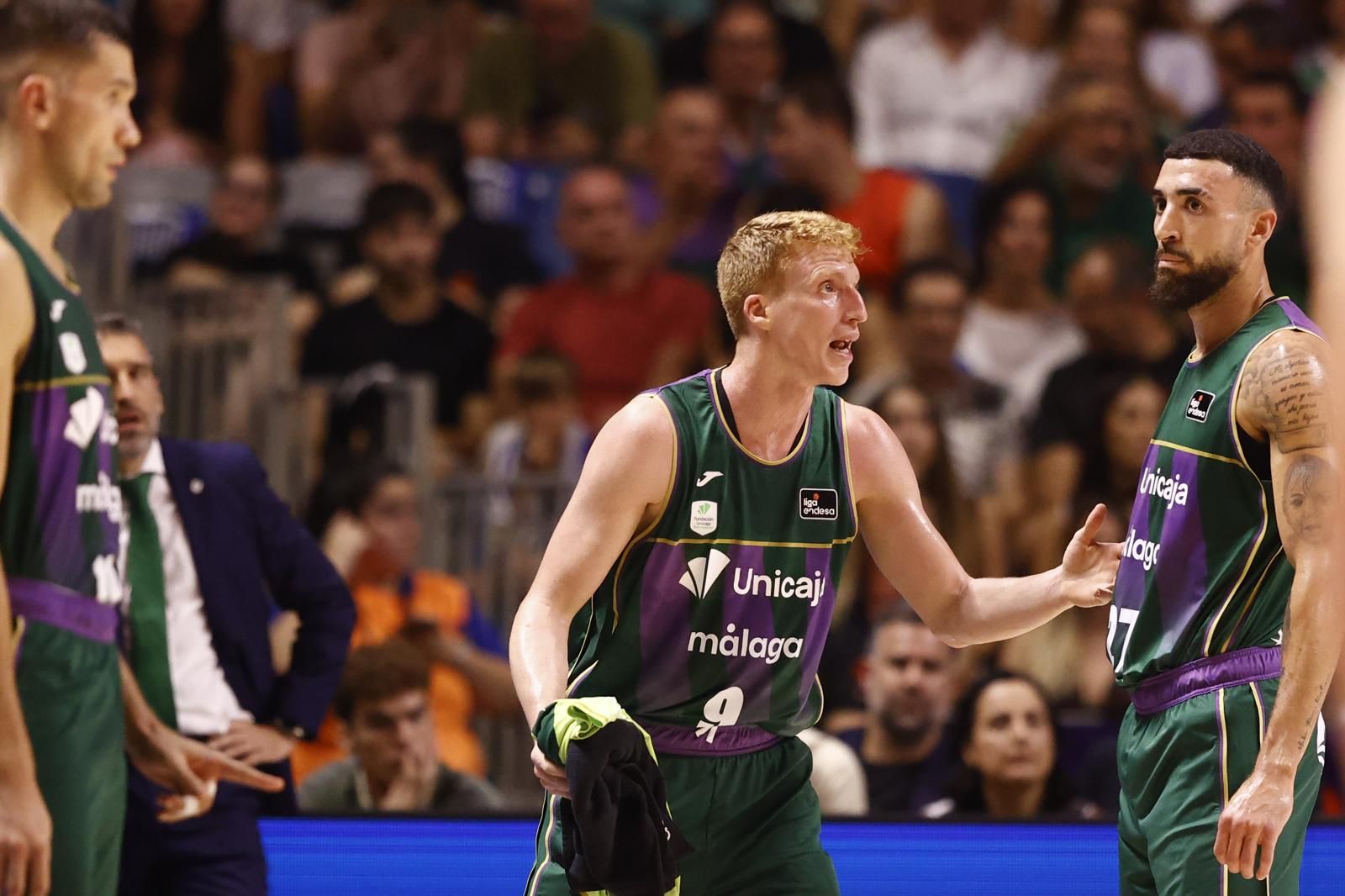 El Unicaja - Valencia Basket de la Supercopa, en fotos