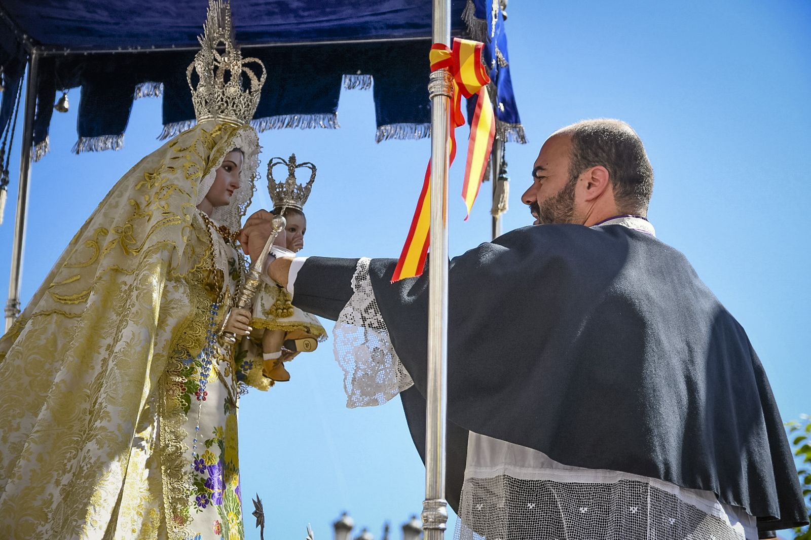 La llegada de la Virgen de Luna a Villanueva de Córdoba, en fotografías