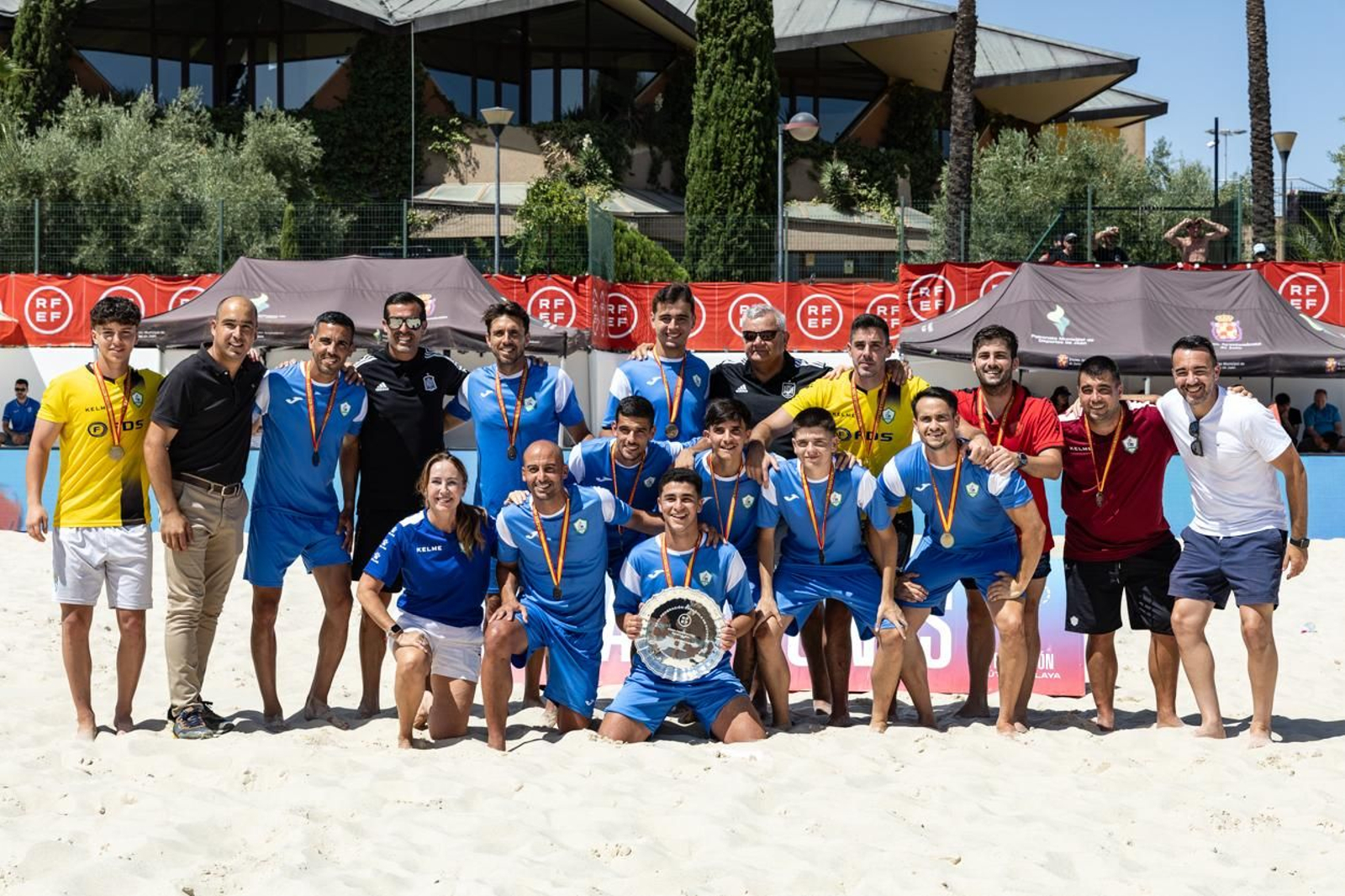 La final y la entrega de trofeos de la Copa Federación masculina de fútbol playa, en imágenes