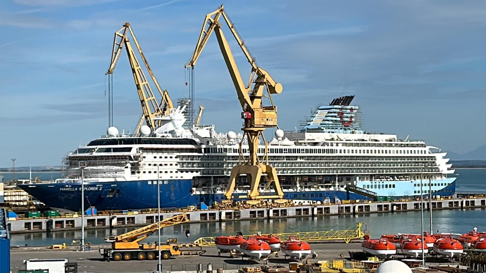 Fin de la pesadilla para la tripulación del Marella Exporer 2 tras el incendio sufrido en Cádiz