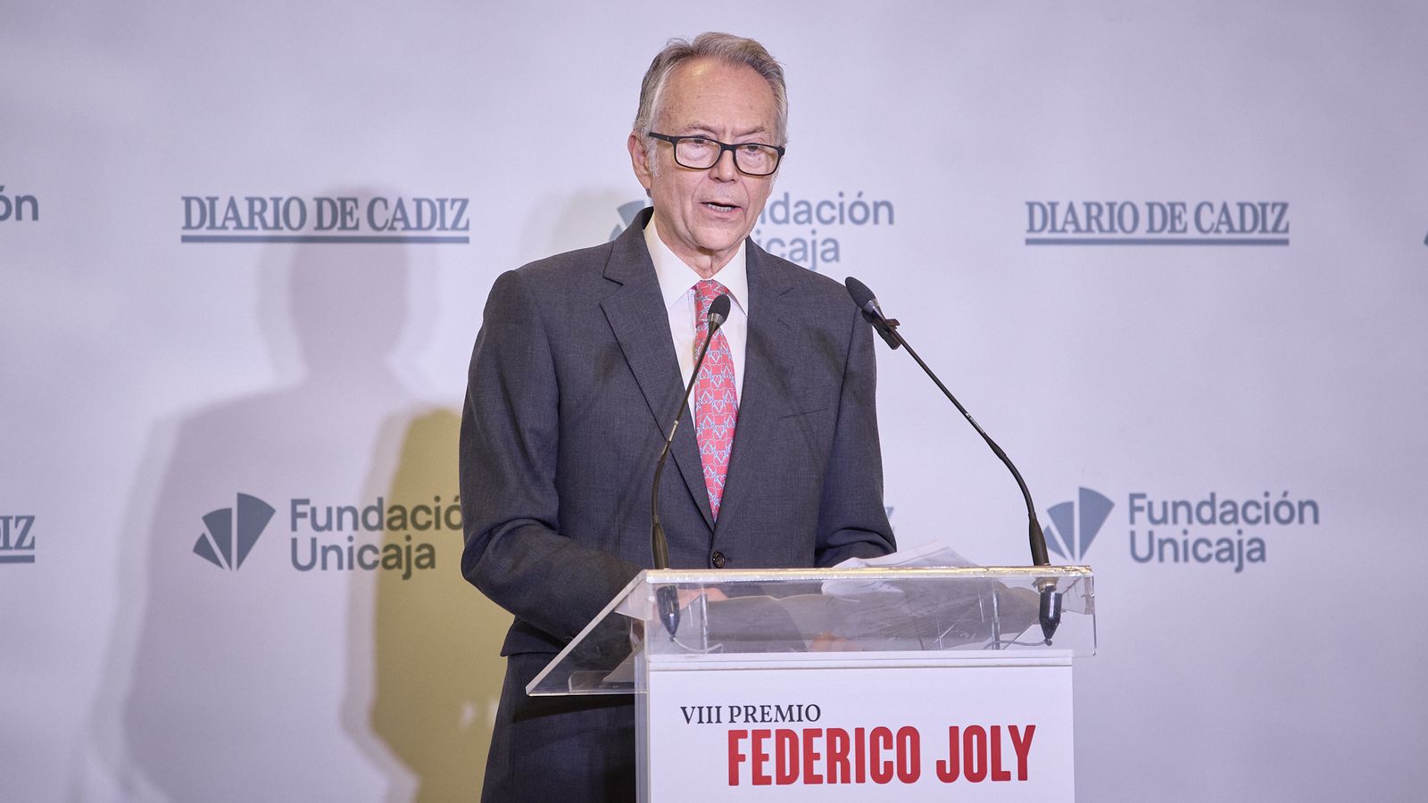 Las imágenes de la entrega del VIII Premio Federico Joly a Sara Baras en Cádiz