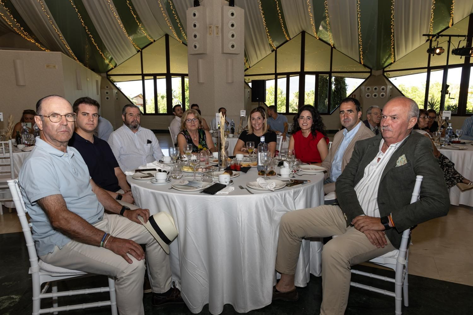 La sociedad jiennnese ha acompañado al Grupo Joly en su desayuno con la consejera.