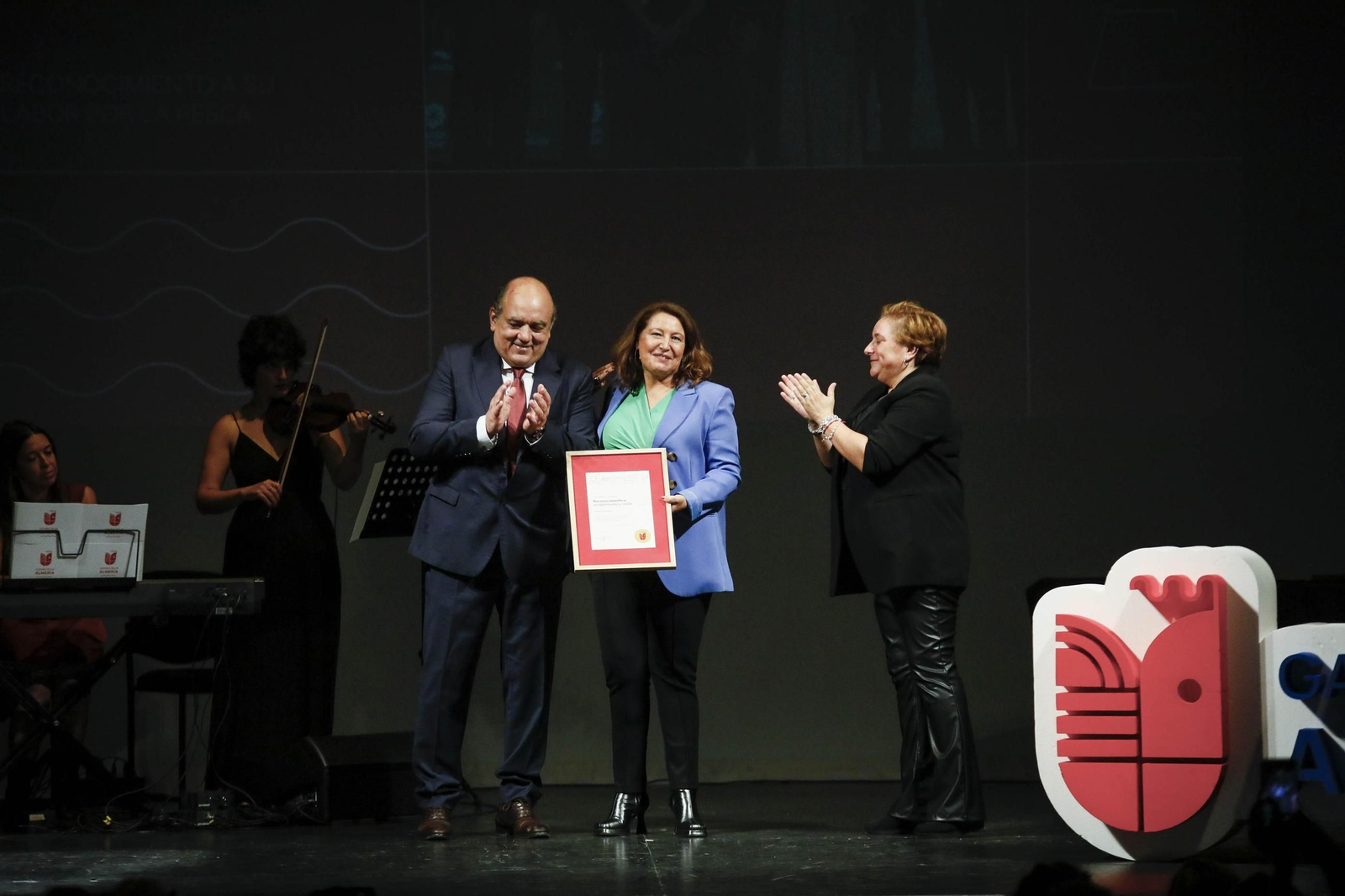 Las imágenes de la gala de la gamba roja de Almería