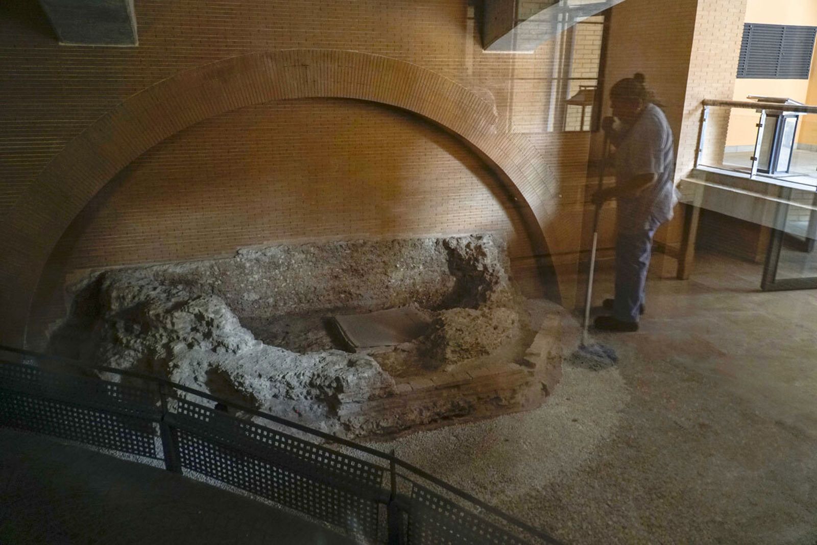 Necrópolis romana de la Carretera de Carmona