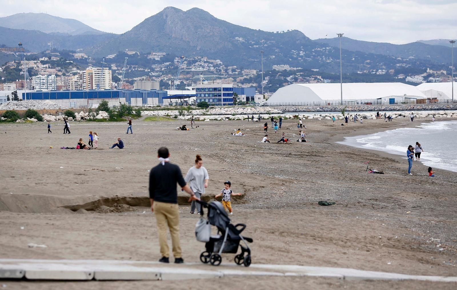 Coronavirus en Málaga: Los niños vuelven a la calle tras un largo confinamiento, en fotos