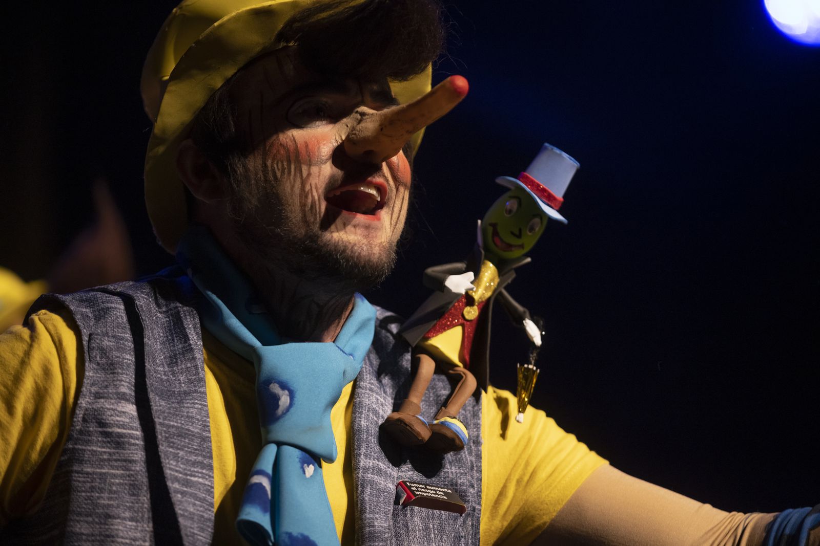 Imágenes de la actuación de la murga de Ayamonte "Los embusteros" en el Carnaval Colombino