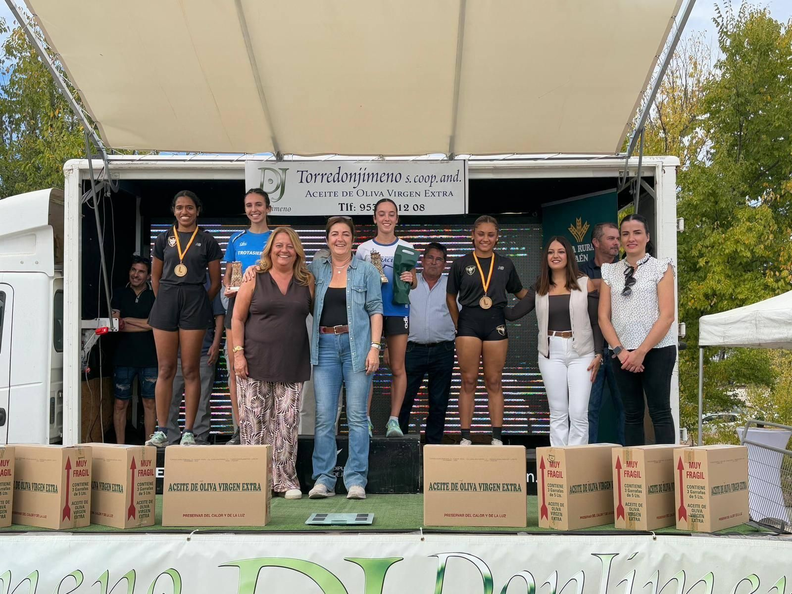 En imágenes: fiesta del atletismo en el XL Cross Internacional del Aceite en Torredonjimeno