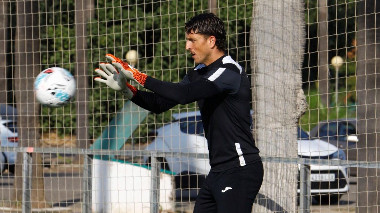 Carlos Marín, en un entrenamiento del Córdoba CF en la Ciudad Deportiva.
