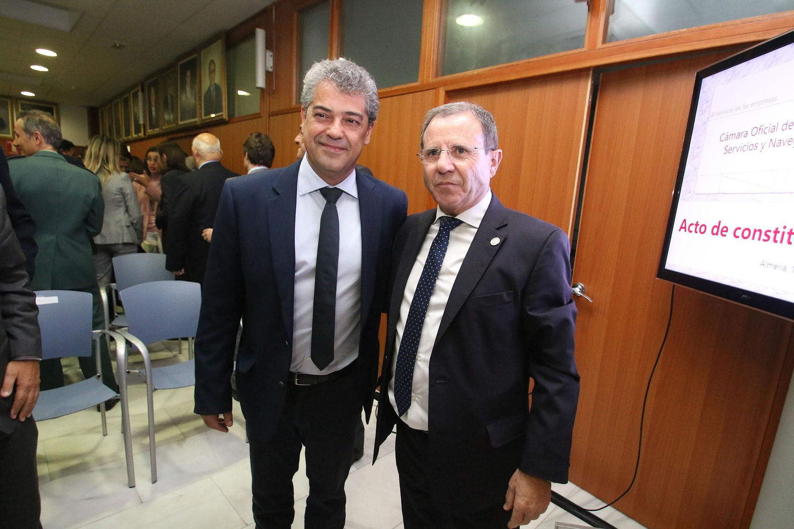 Fotogalería de la toma de posesión de Jerónimo Pérez como presidente de la Cámara de Comercio