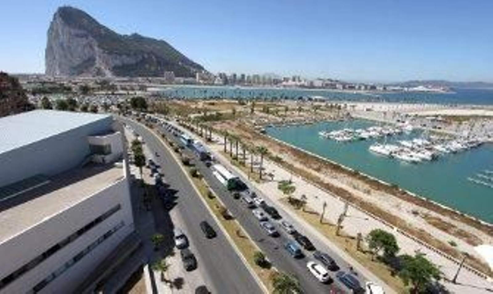 El Gobierno mantendrá al Peñón en la lista de paraísos fiscales