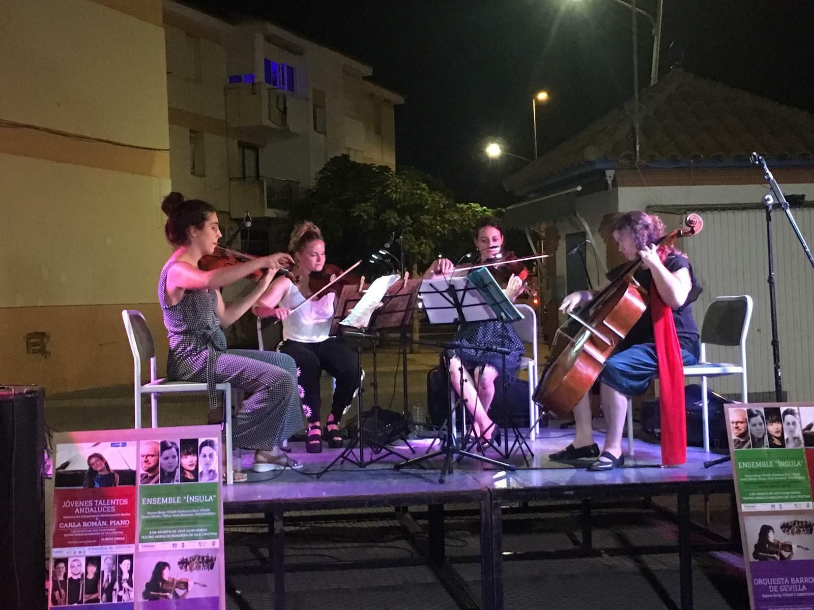 Actuación del Cuarto de Cuerda 1492 en el Festival ‘Música en el Barrio’.