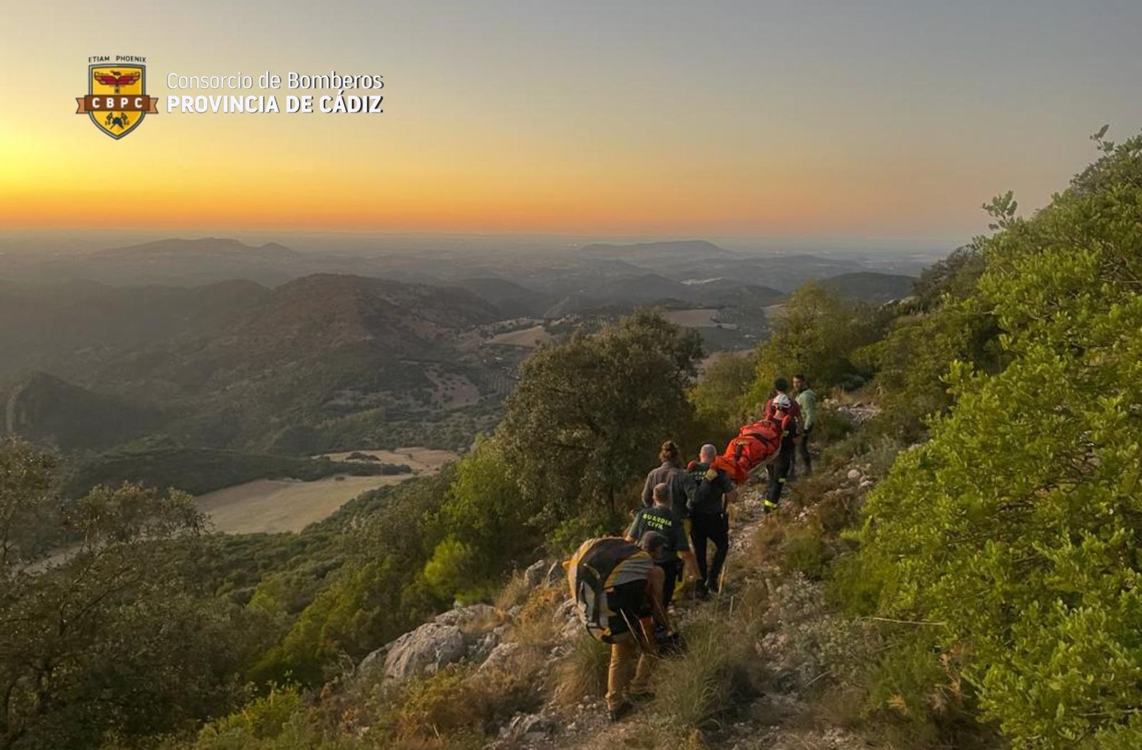 Imagen del rescate del parapentista de Algodonales.