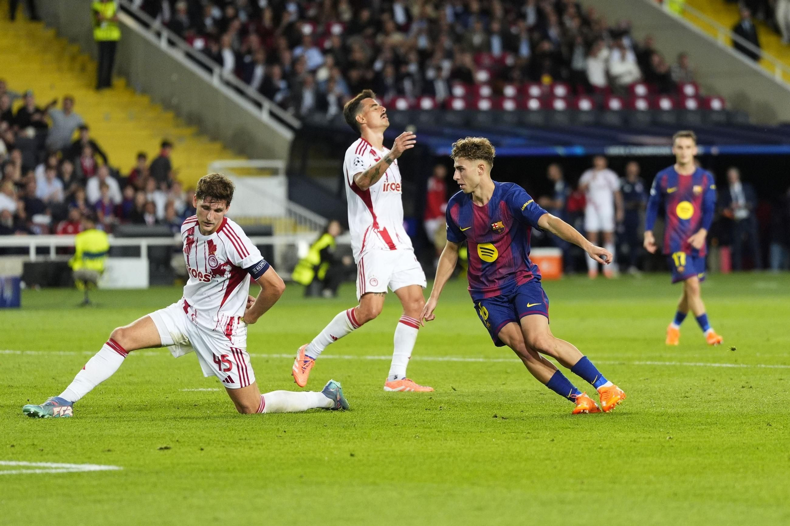 Las fotos del Barcelona-Olympiacos