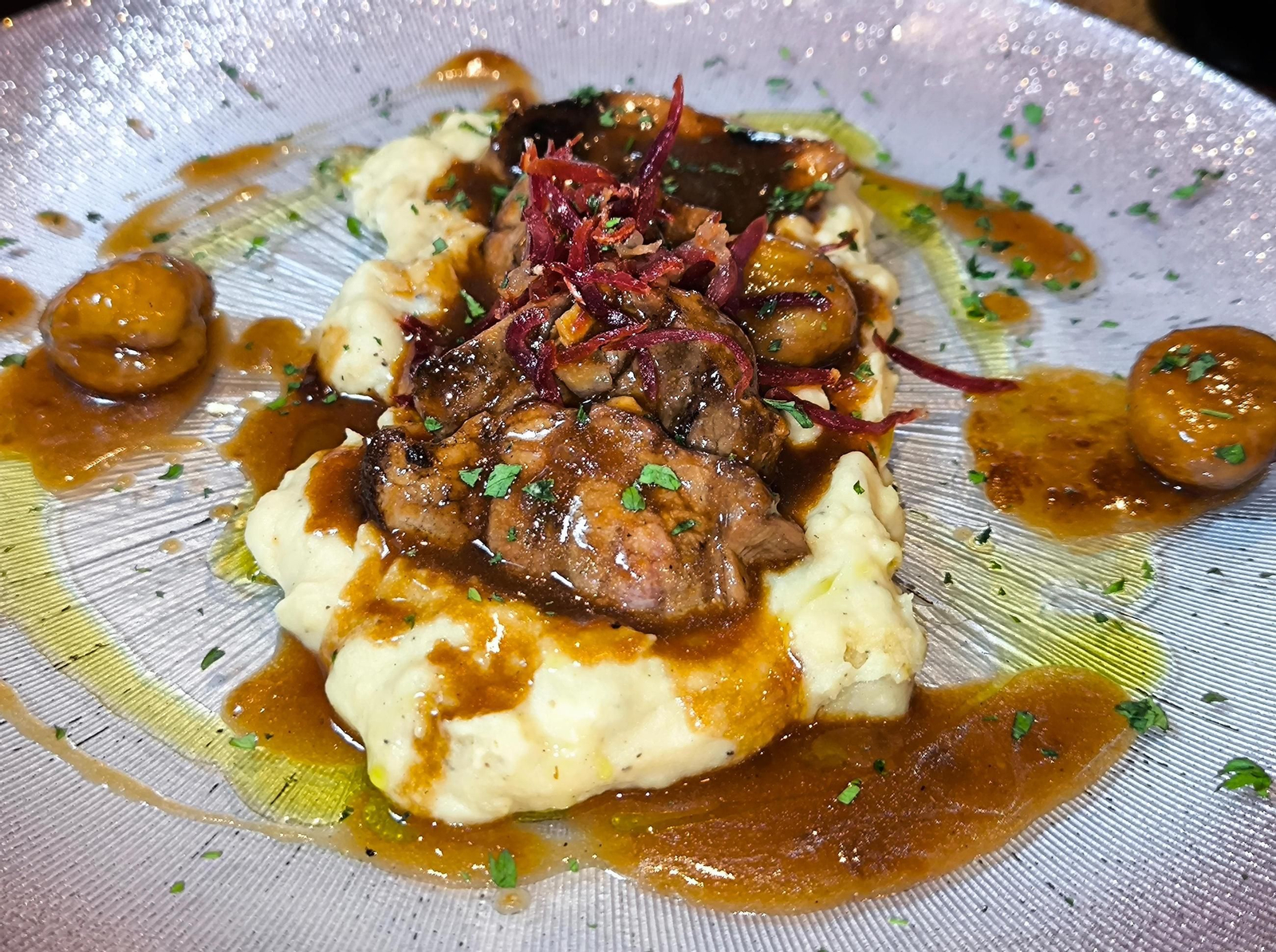 El restaurante de moda en Aracena que es una oda a los productos de Huelva