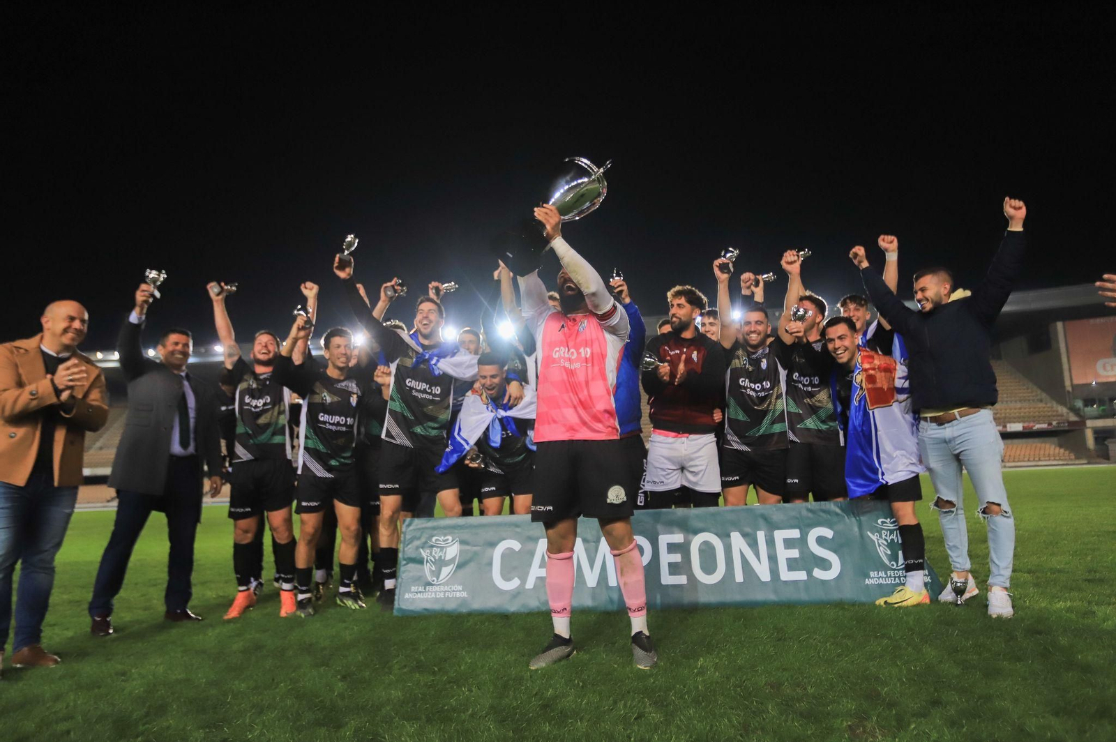 Las imágenes de la final de la Copa Andalucía entre Jerez Industrial y Arcos.