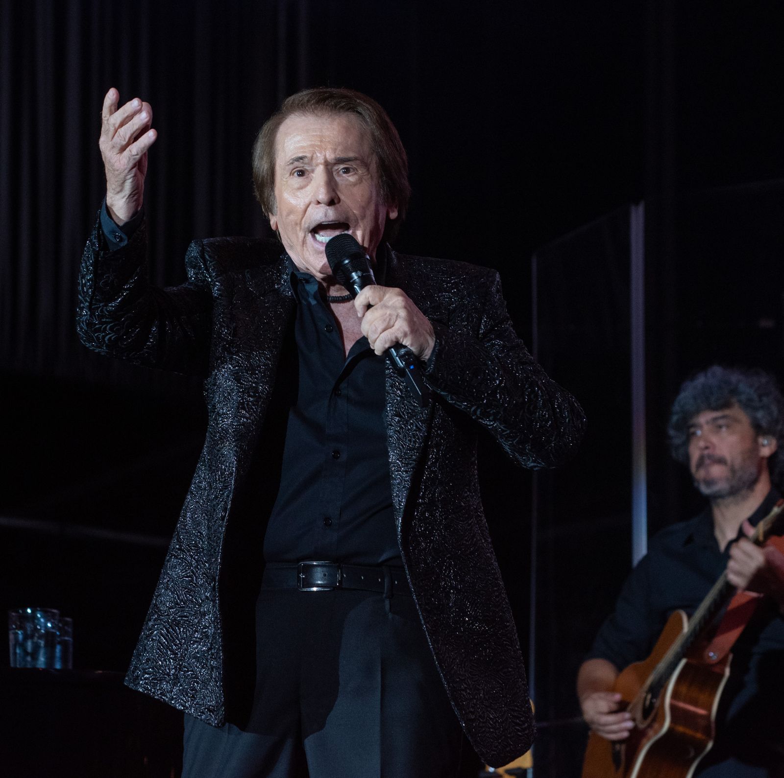 El concierto de Raphael en las Noches de La Maestranza, en imágenes