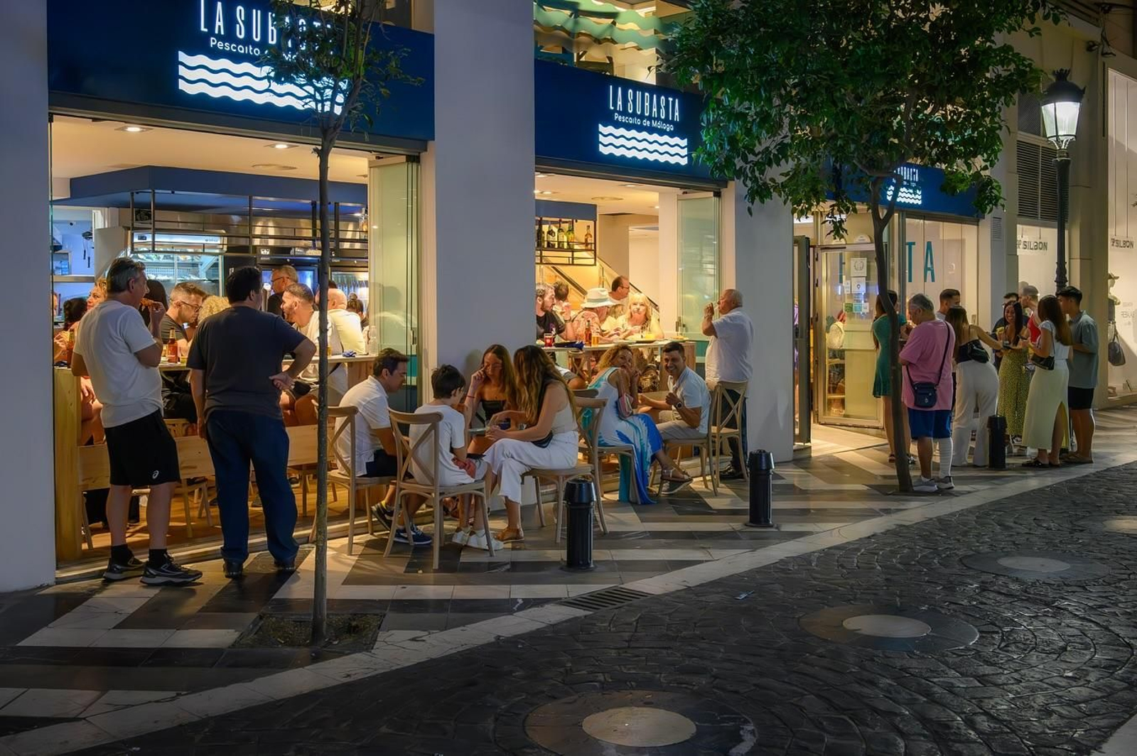 El exterior de La Subasta.