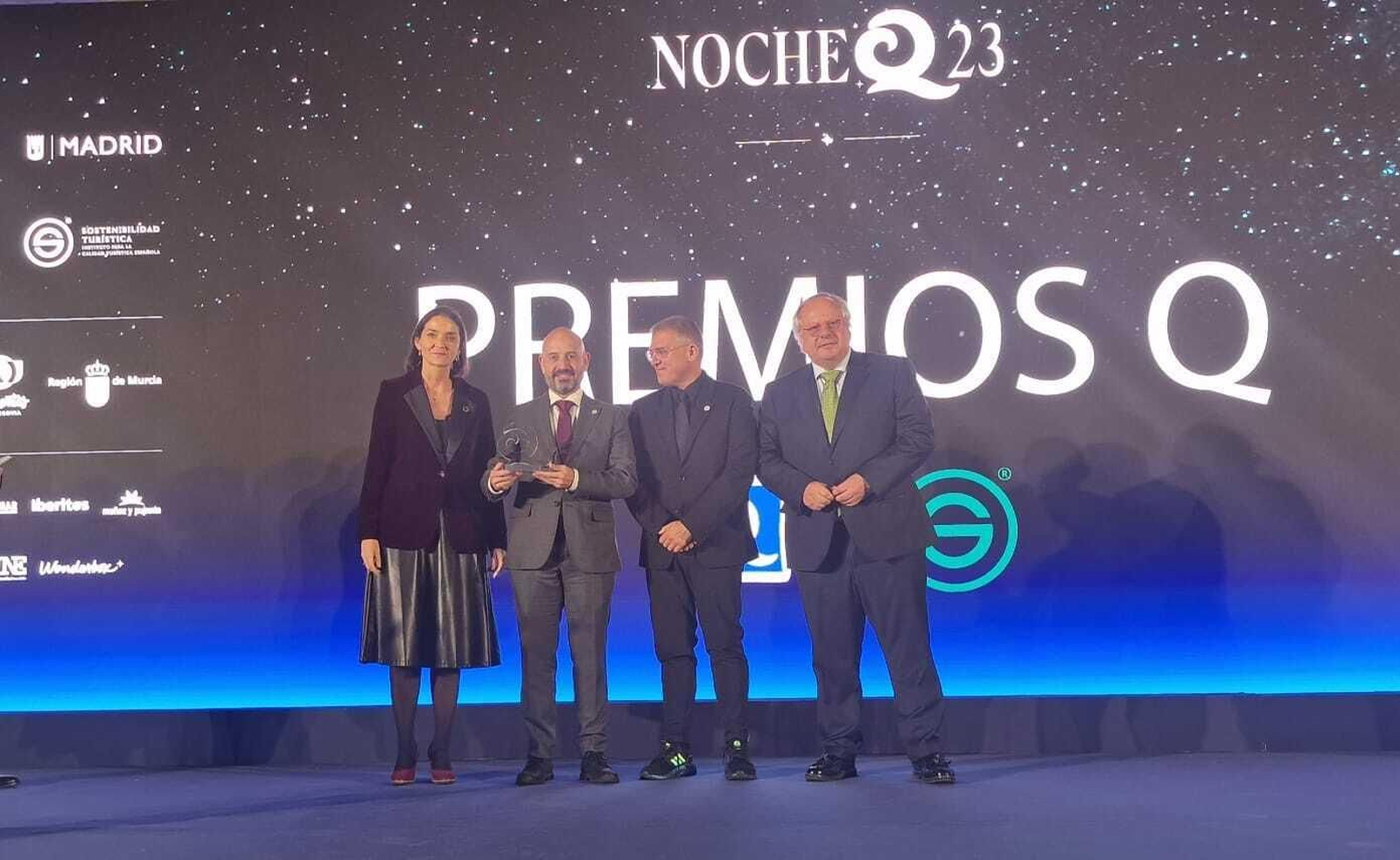 La ministra de Turismo, Reyes Maroto, ha hecho entrega del galardón.