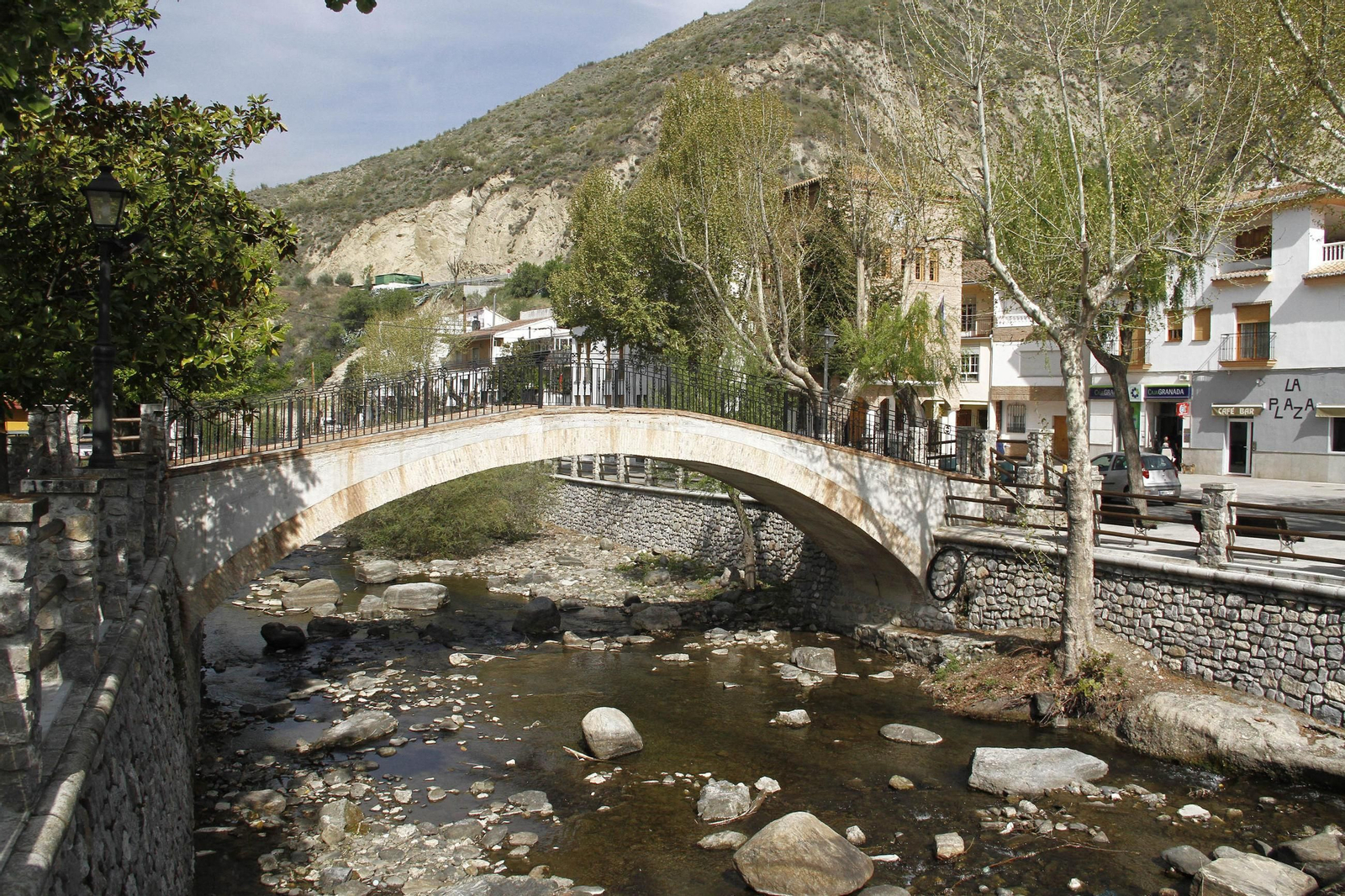 Pinos Genil es de los pueblos con más éxito sobre todo en verano