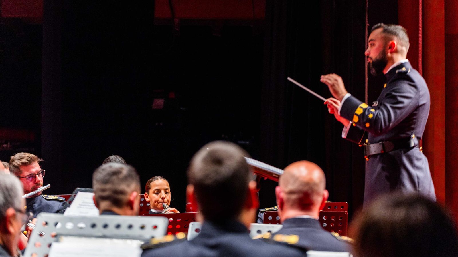 Homenaje al Rey en forma de concierto: la banda de Tercio Sur conmemora el X aniversario del reinado de Felipe VI Homenaje al Rey en forma de concierto: la banda de Tercio Sur conmemora el X aniversario del reinado de Felipe VI