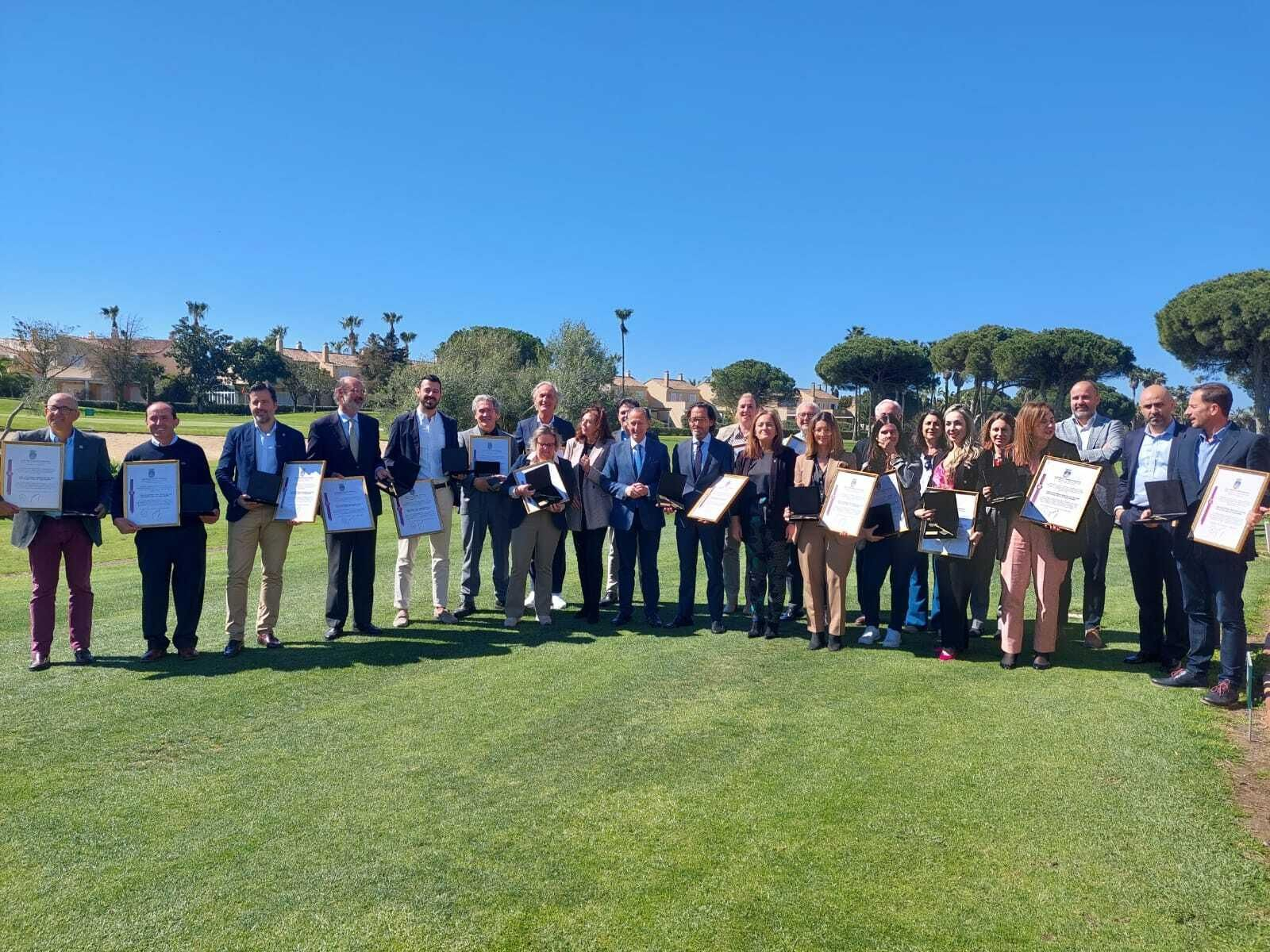 Acto de réplicas de la Llave de la Ciudad en las instalaciones del Real Novo Sancti Petri Iberostar Golf Club.