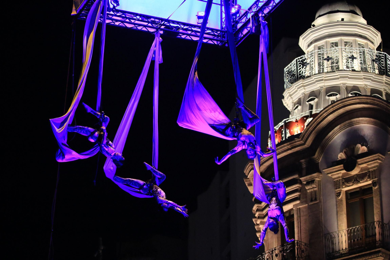 Imágenes de la Noche en Blanco, en Almería