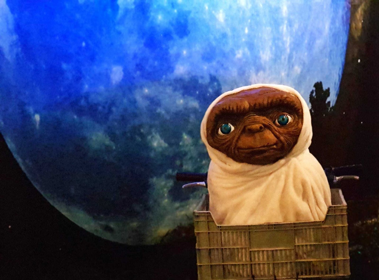 Recreación de E.T en la bicicleta, donde podrá ser posible fotografiarse como Elliot.