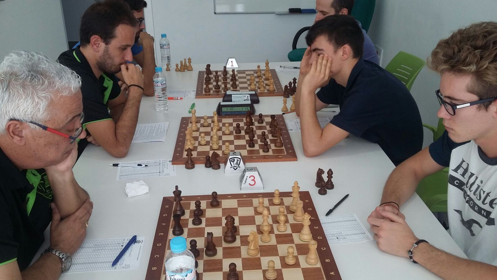 Encuentro entre La Palma A y La Redondela A que se saldó con empate a dos puntos.