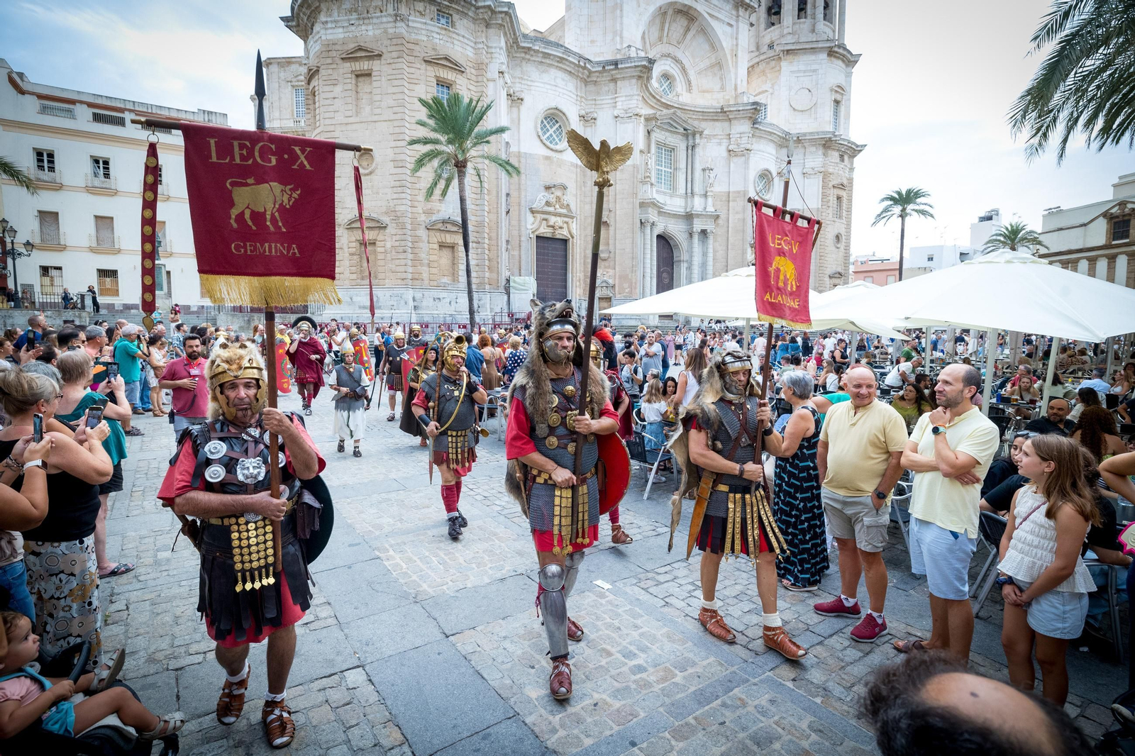 Las imágenes de la procesión del triunfo de Balbo el Menor en Cádiz Romana