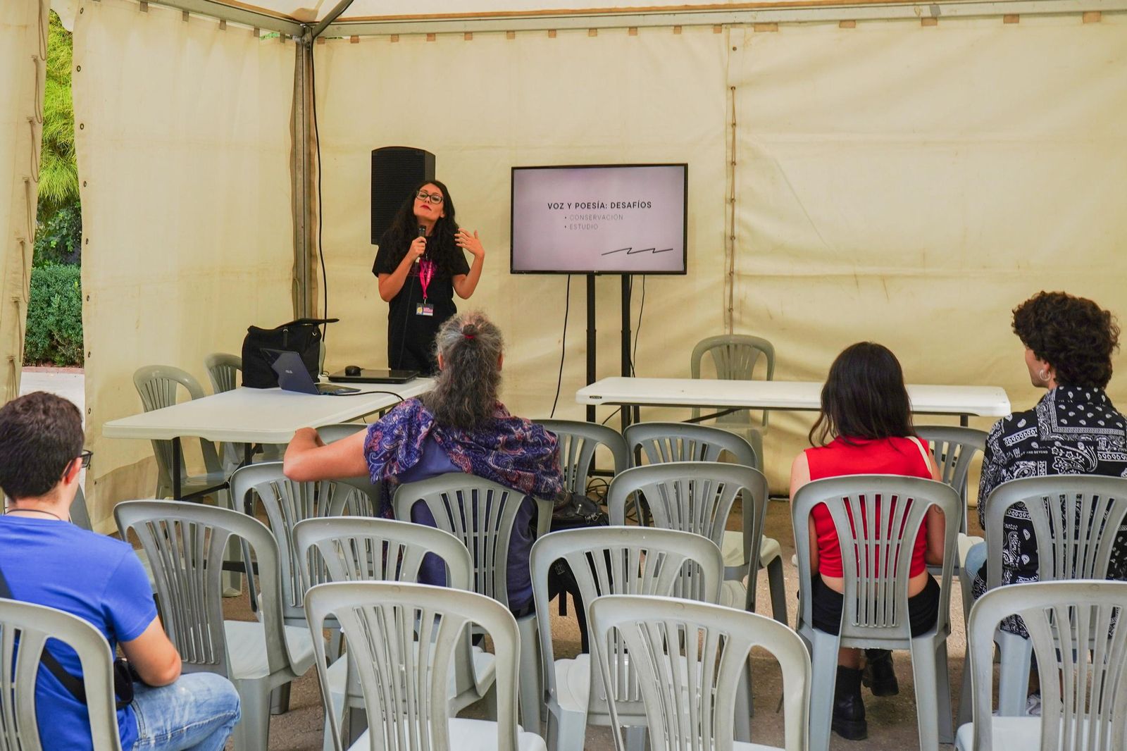 Las mejores imágenes de la Noche de los Investigadores en Granada