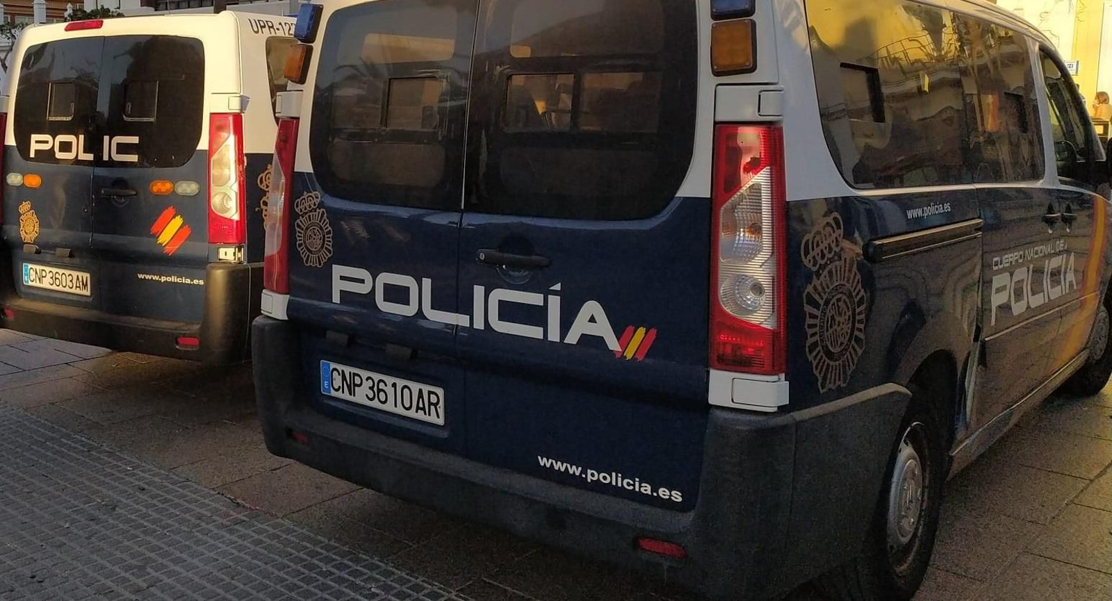 Patrullas de la Policía Nacional, en una imagen de archivo tomada durante una operación.