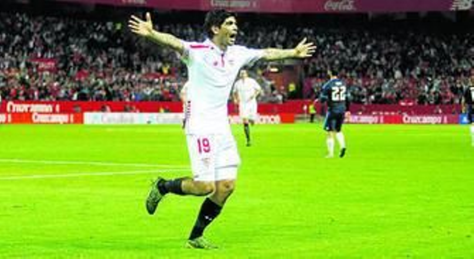 Banega celebra su gol al Real Madrid, a pase de Konoplyanka.