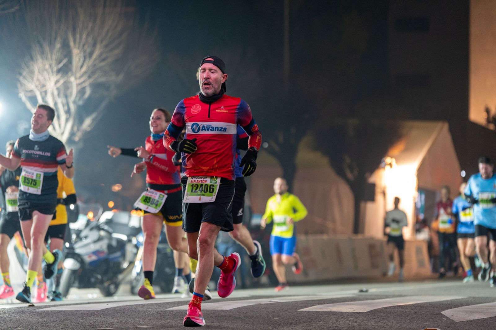En imágenes: búscate en tu llegada a meta de la Carrera de San Antón 2026 (7)