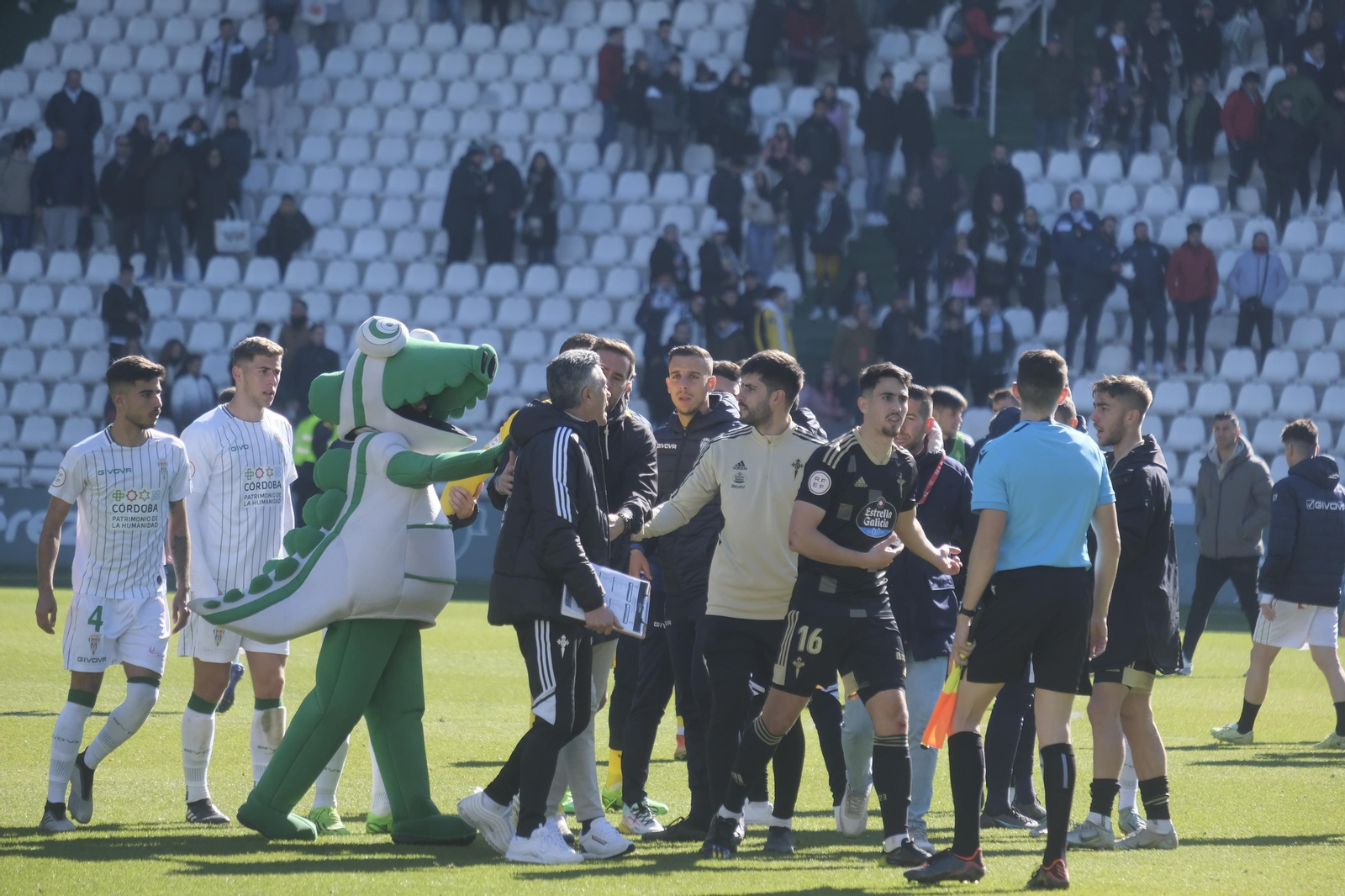 Las fotos del partido entre el Córdoba  CF y el Celta de Vigo B