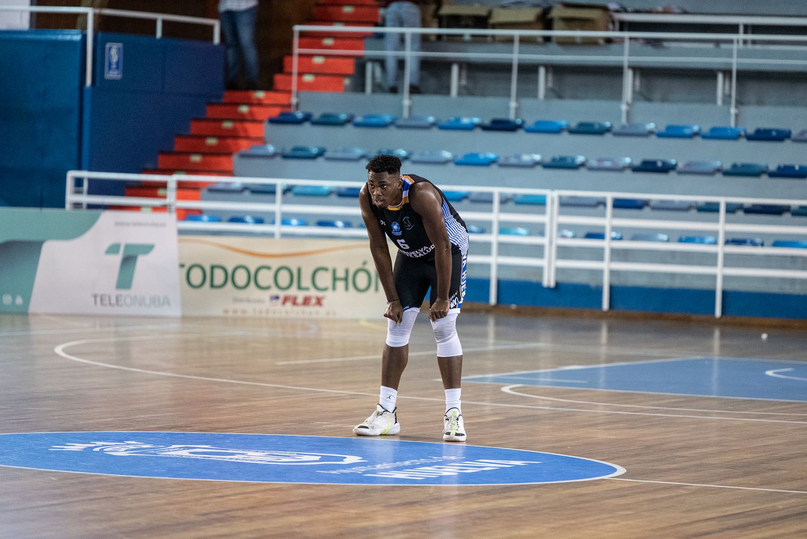 Baloncesto: Imágenes del Huelva Comercio - Extremadura