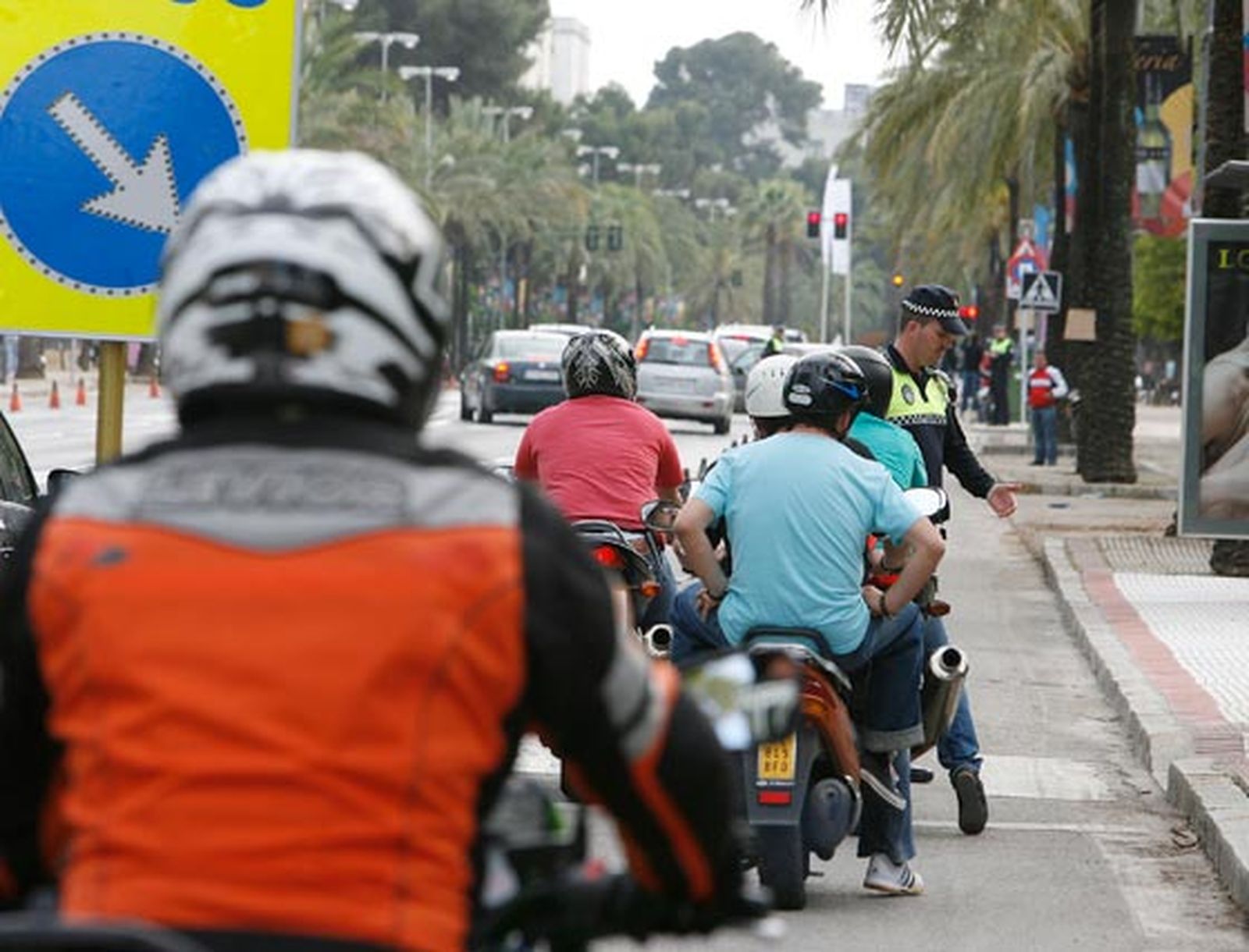 Motoristas de toda España llenan las calles de Jerez.  Foto: Pascual