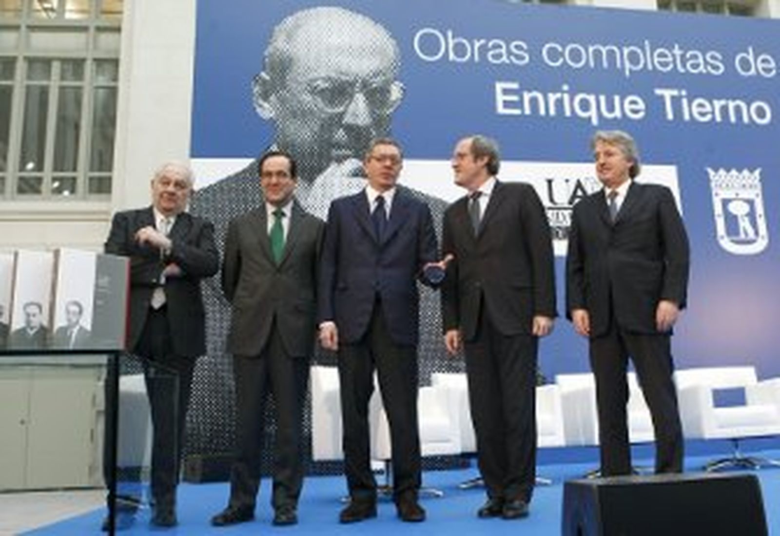 Adversarios y amigos recuerdan al "humanista" Tierno Galván