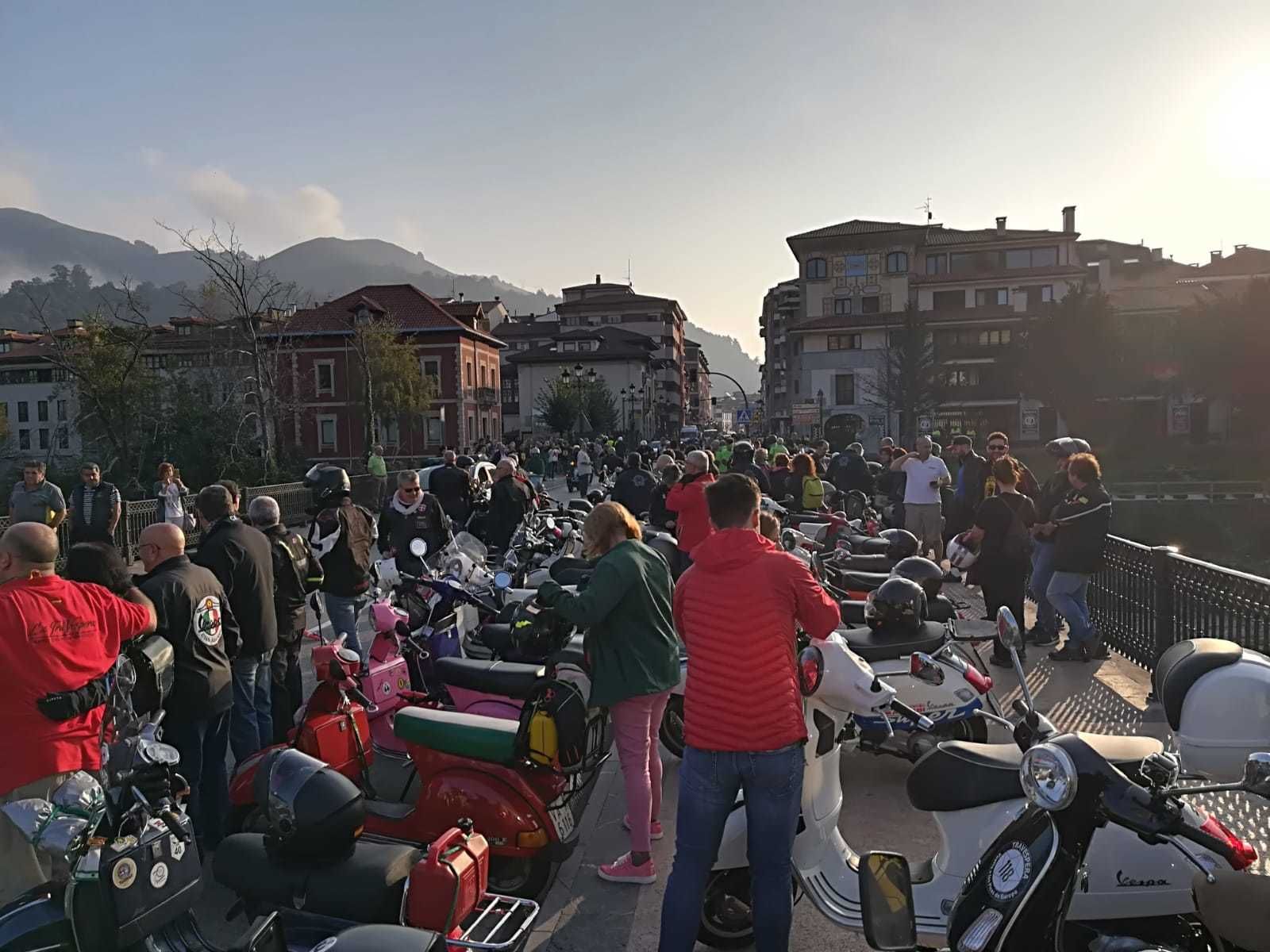 I Ruta  en Vespa por Andalucía El Avispero.