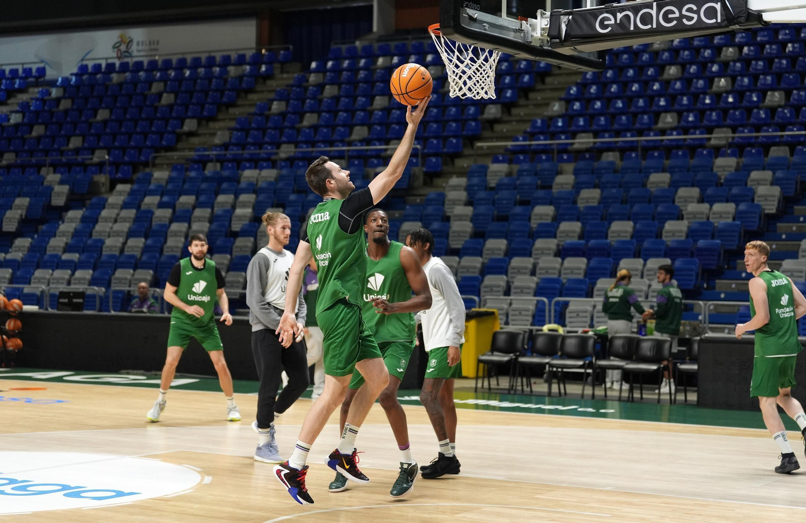 El Unicaja prepara el derbi andaluz con Alberto Díaz
