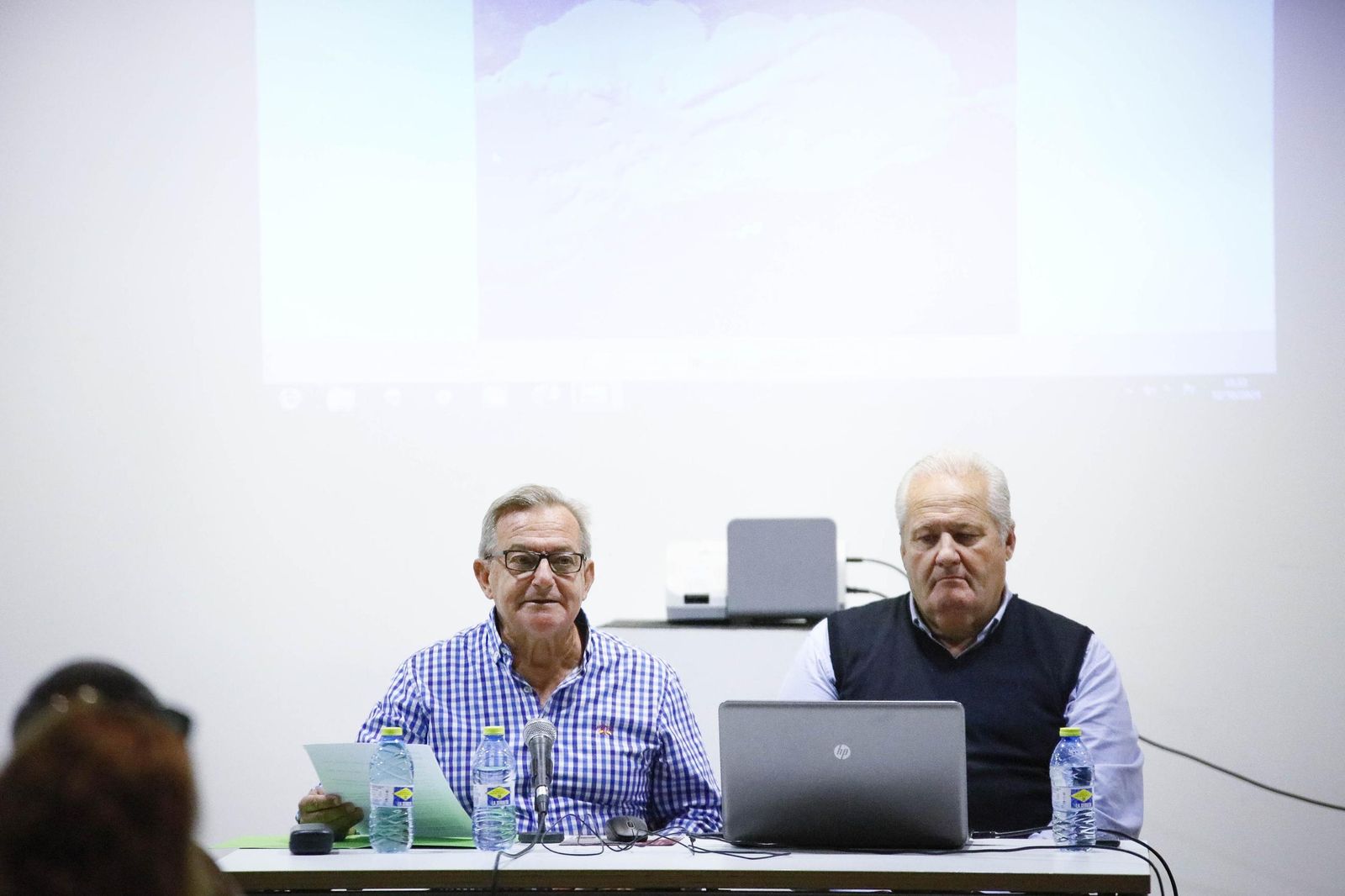 Las imágenes de las jornadas por la "XIX Semana Cultural" con Antonio Andrés en Almería