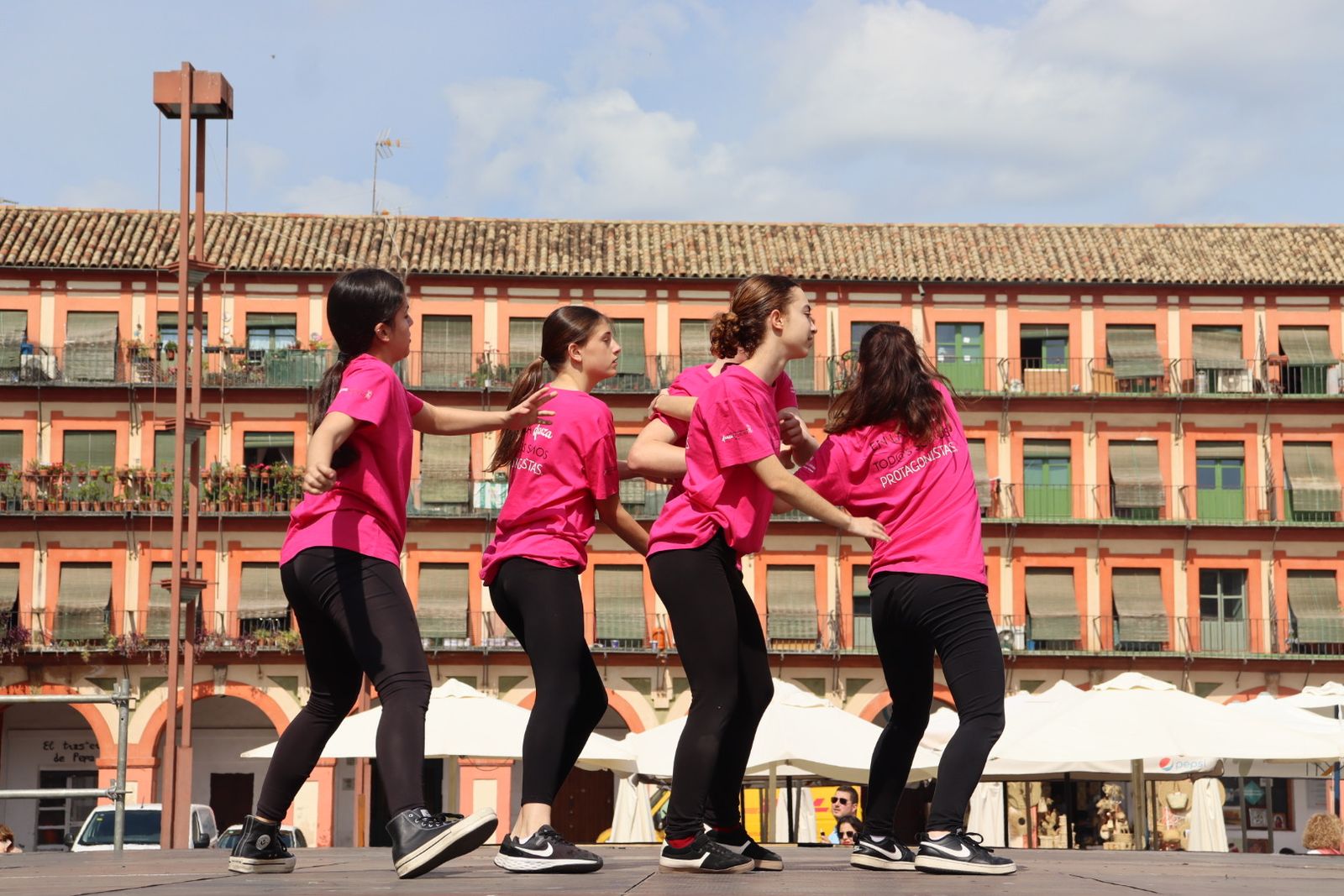 'Flashmob' en La Corredera por el Día Internacional de la Danza