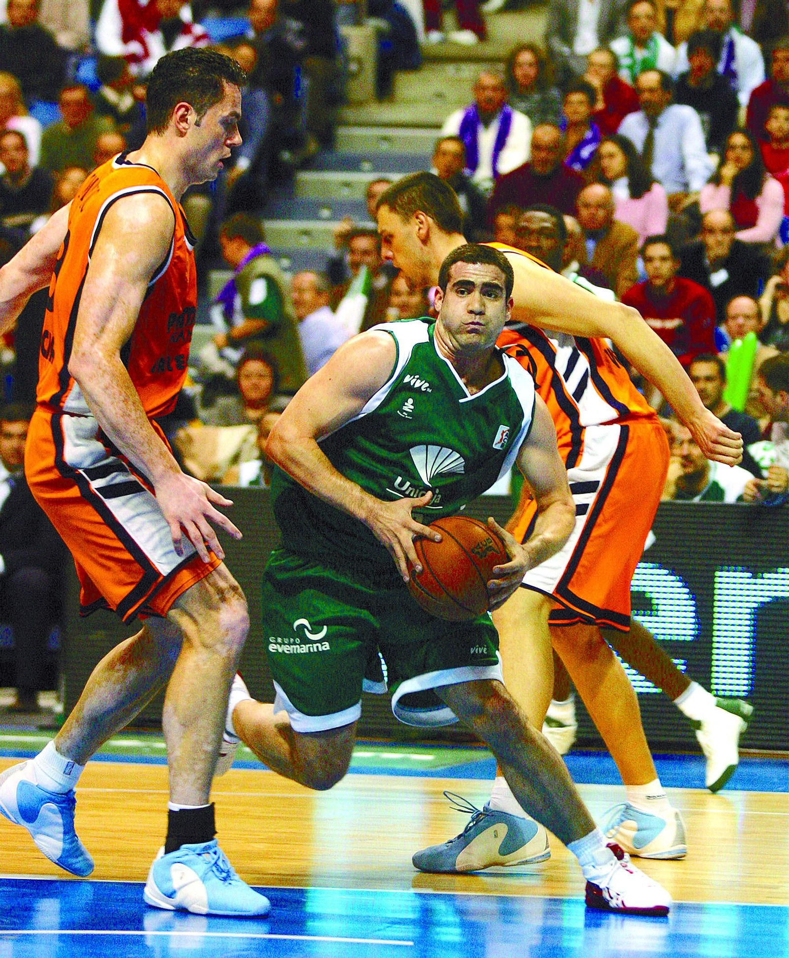 La carrera de Carlos Cabezas, en fotos